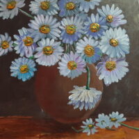 Les fleurs marguerittes dans un vase